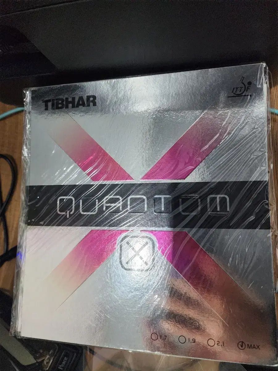 (新品) TIBAR クォンタムX 黒色 卓球ラバー 出品