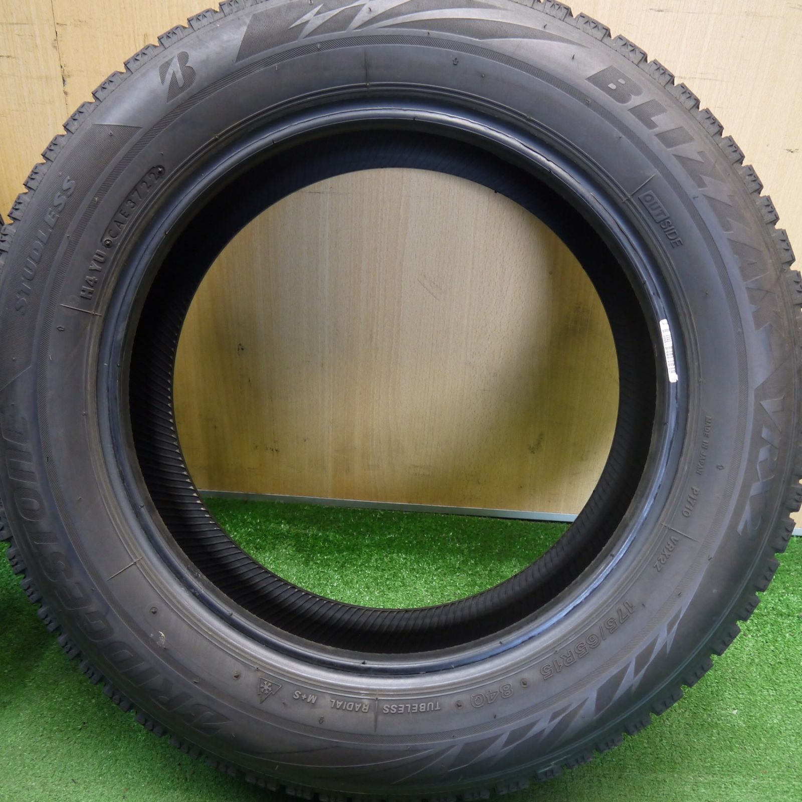 4本価格！22年☆スタッドレス 175/65R15 ブリヂストン ブリザック VRX2