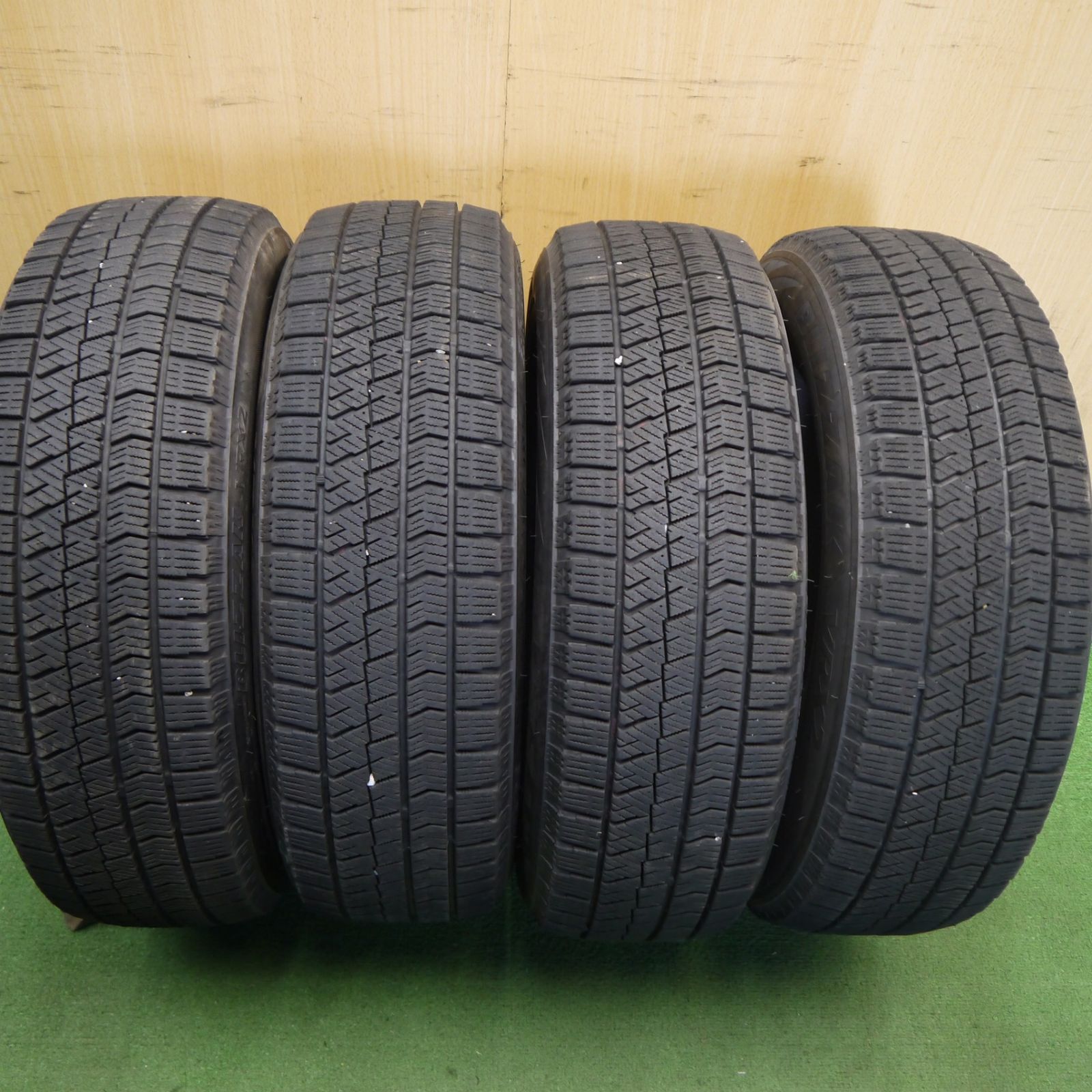 4本価格！22年☆スタッドレス 175/65R15 ブリヂストン ブリザック VRX2