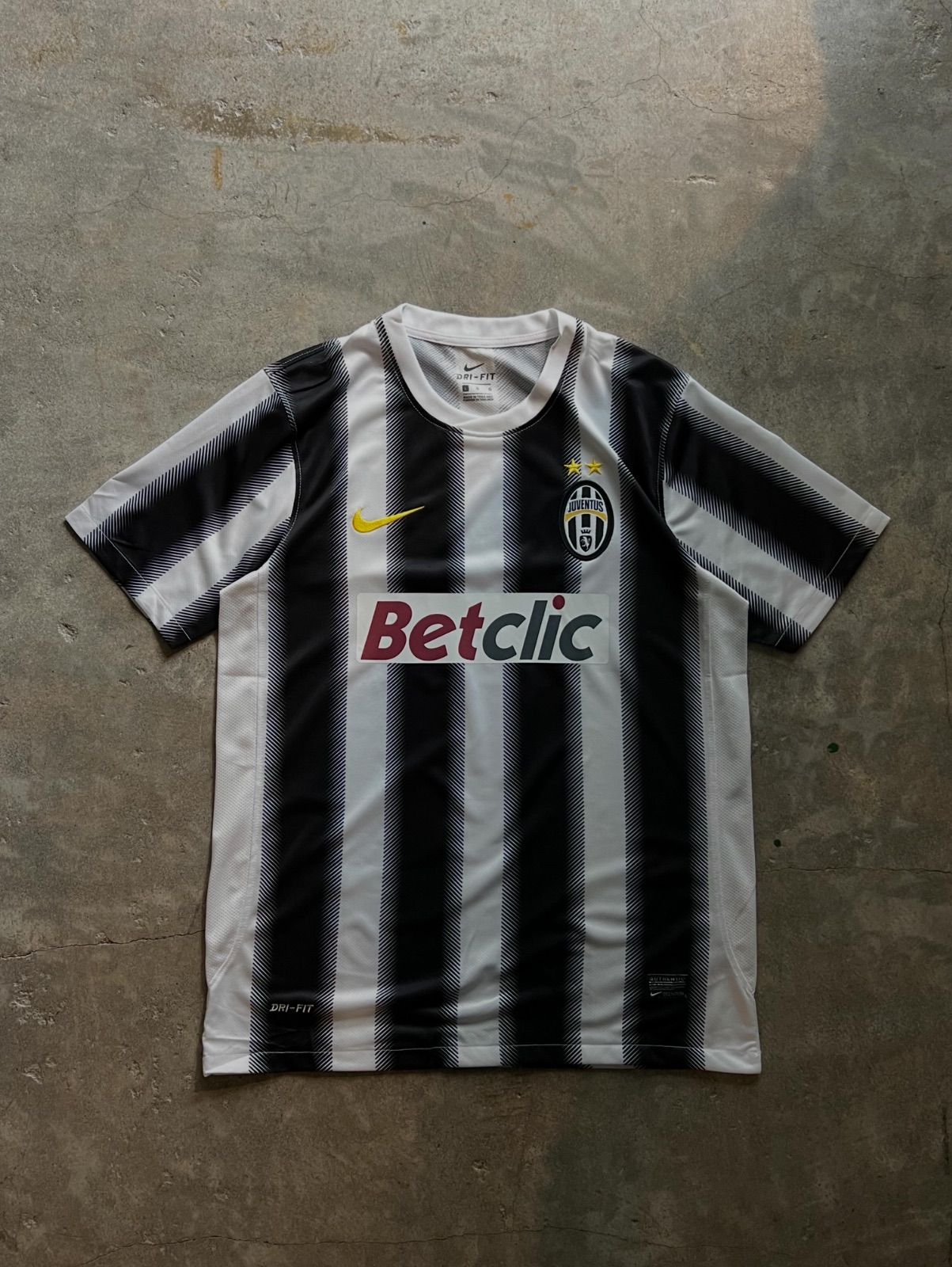 Juventus NIKE ゲームシャツ L 白黒 Betclic