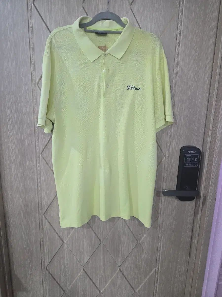 Titleist(タイトリスト) 半袖 カラーTシャツ 黄色