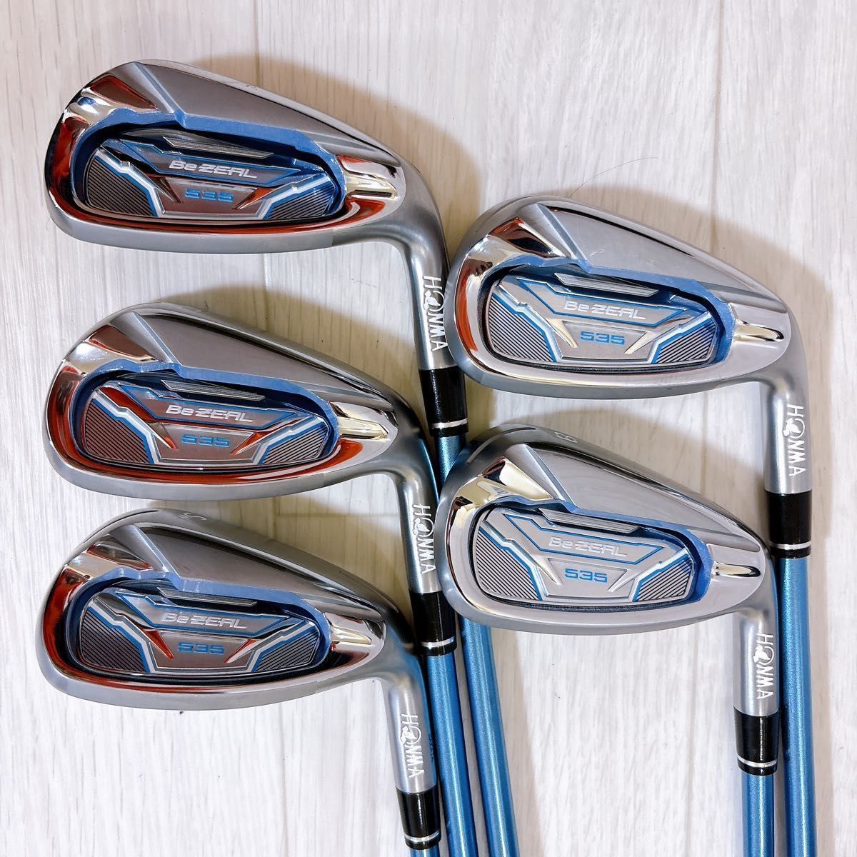 オールHONMA！打ちやすせ抜群のBeZEAL(ビジール)ゴルフクラブセット！ 美品 HONMA Be ZEAL 535 ビジール レディースゴルフセット 9本 初心者
