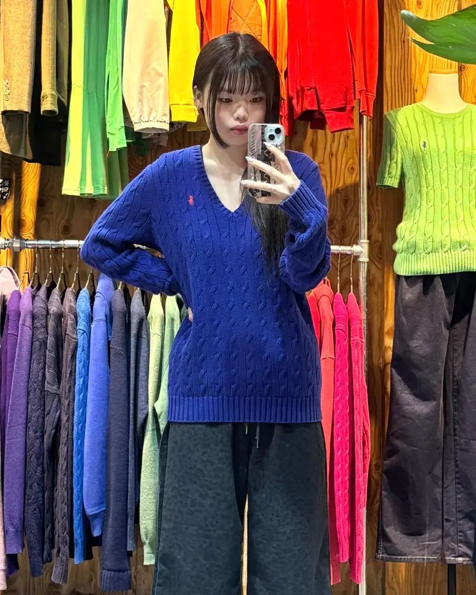L POLO RALPH LAUREN (ポロラルフローレン) オレンジ ポニー ケーブル ブルー Vネック ニット