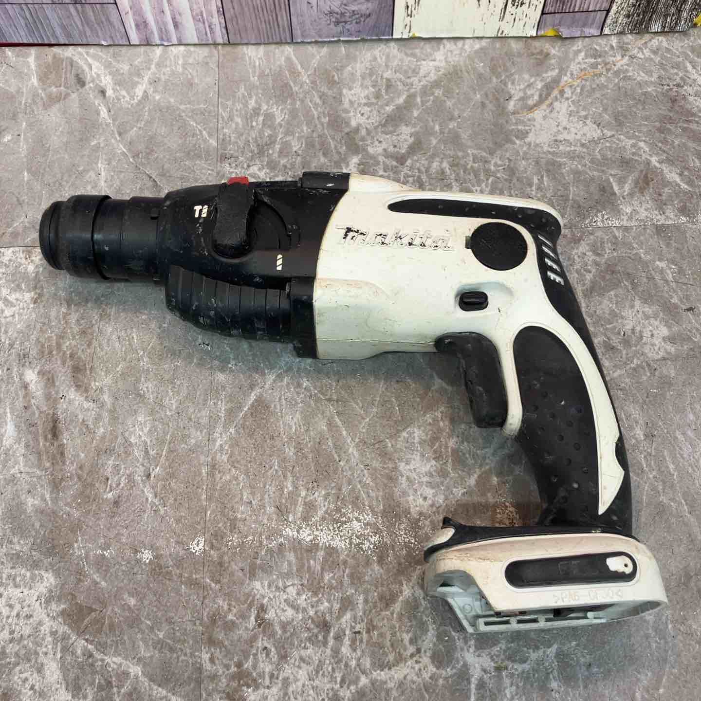 ◇マキタ(makita) コードレスハンマドリル HR162DZW【八潮店】