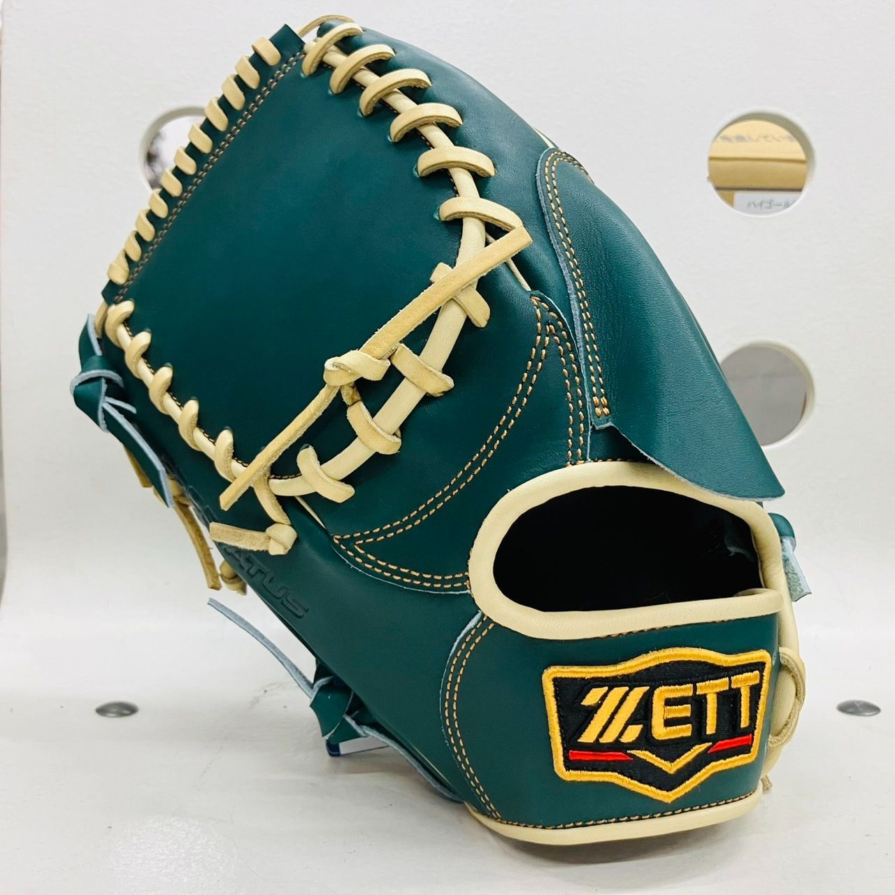【当店オリジナルモデル】 受注生産商品　ゼット　ZETT　プロステイタス　PROSTATUS　オリジナルオーダーグラブ　軟式用　投手用　ピッチャー用　阪神・岩崎型　611型
