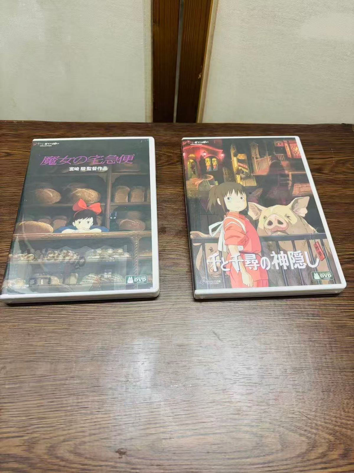 新品 未開封】千と千尋の神隠し DVD 2枚組+魔女の宅急便特典ディスク