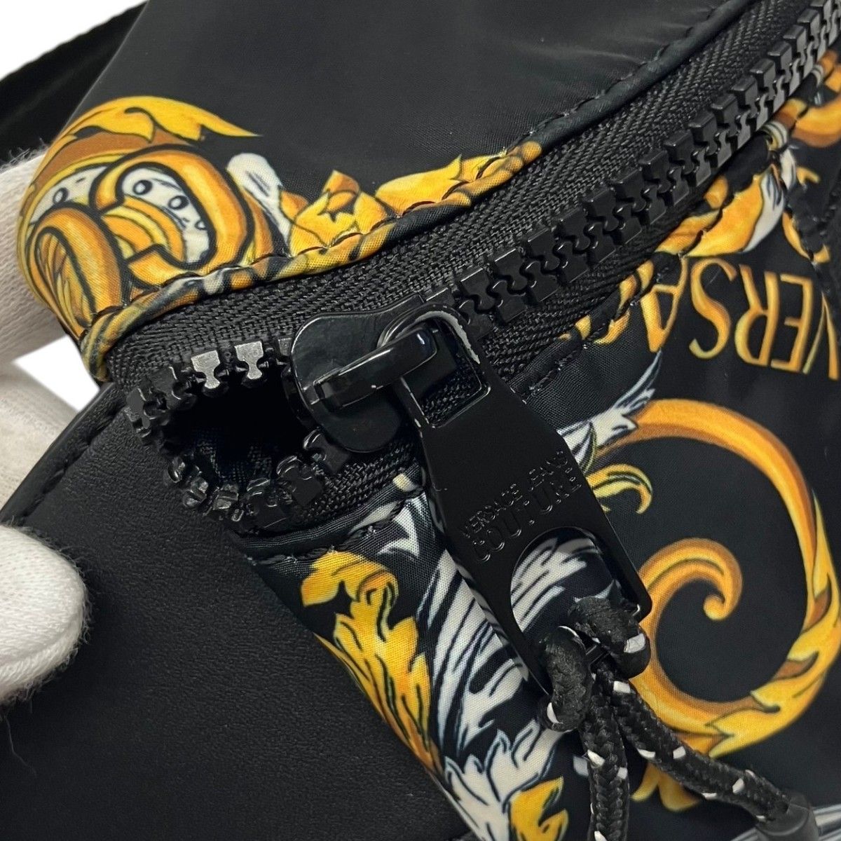 VERSACE JEANS COUTURE ウエストポーチ ヴェルサーチ・ジーンズ Versace Jeans COUTURE ウエストバッグ