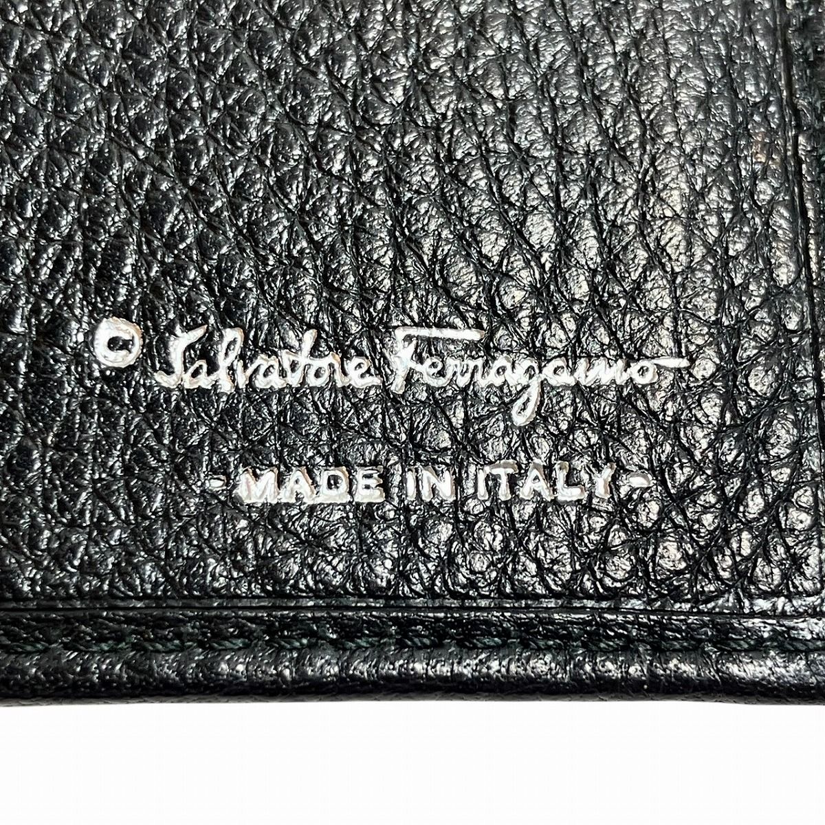 サルヴァトーレフェラガモ Salvatore Ferragamo ガンチーニ 長財布