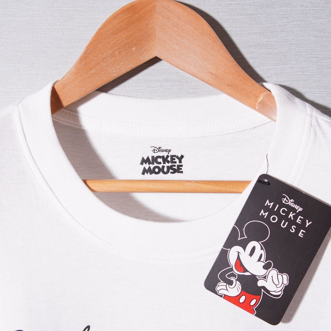新品 Disney ディズニー Tシャツ 海外限定モデル XL ホワイト ミッキー