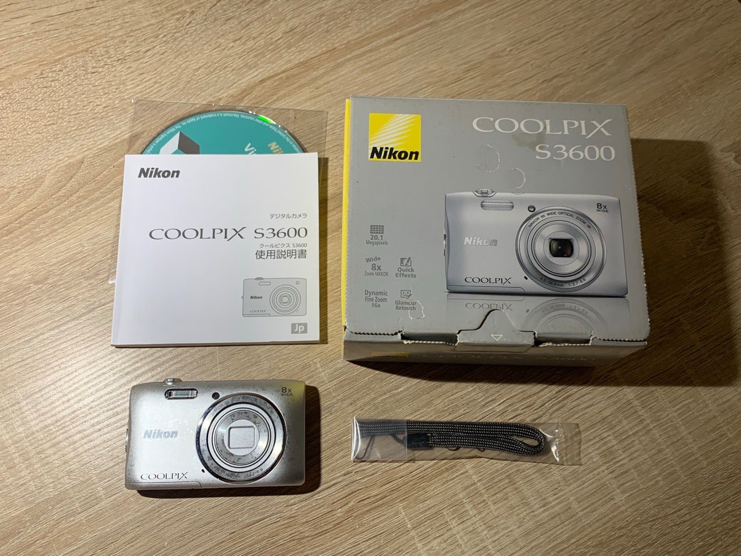 0874 Nikon COOLPIX S3600 シルバー デジカメ 動作確認済み 【宅】