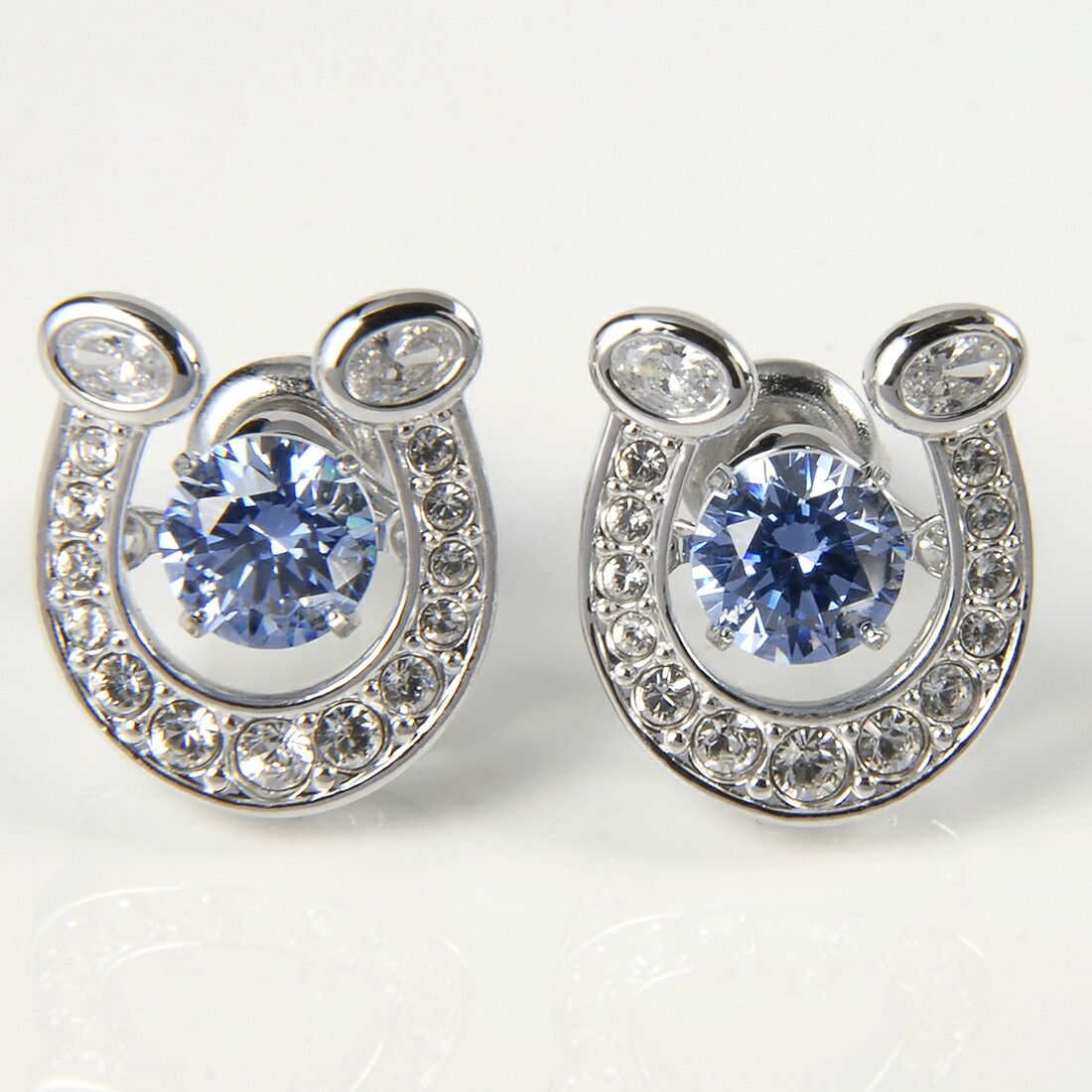 スワロフスキー Swarovski ピアス レディース 5746563 Symbolica