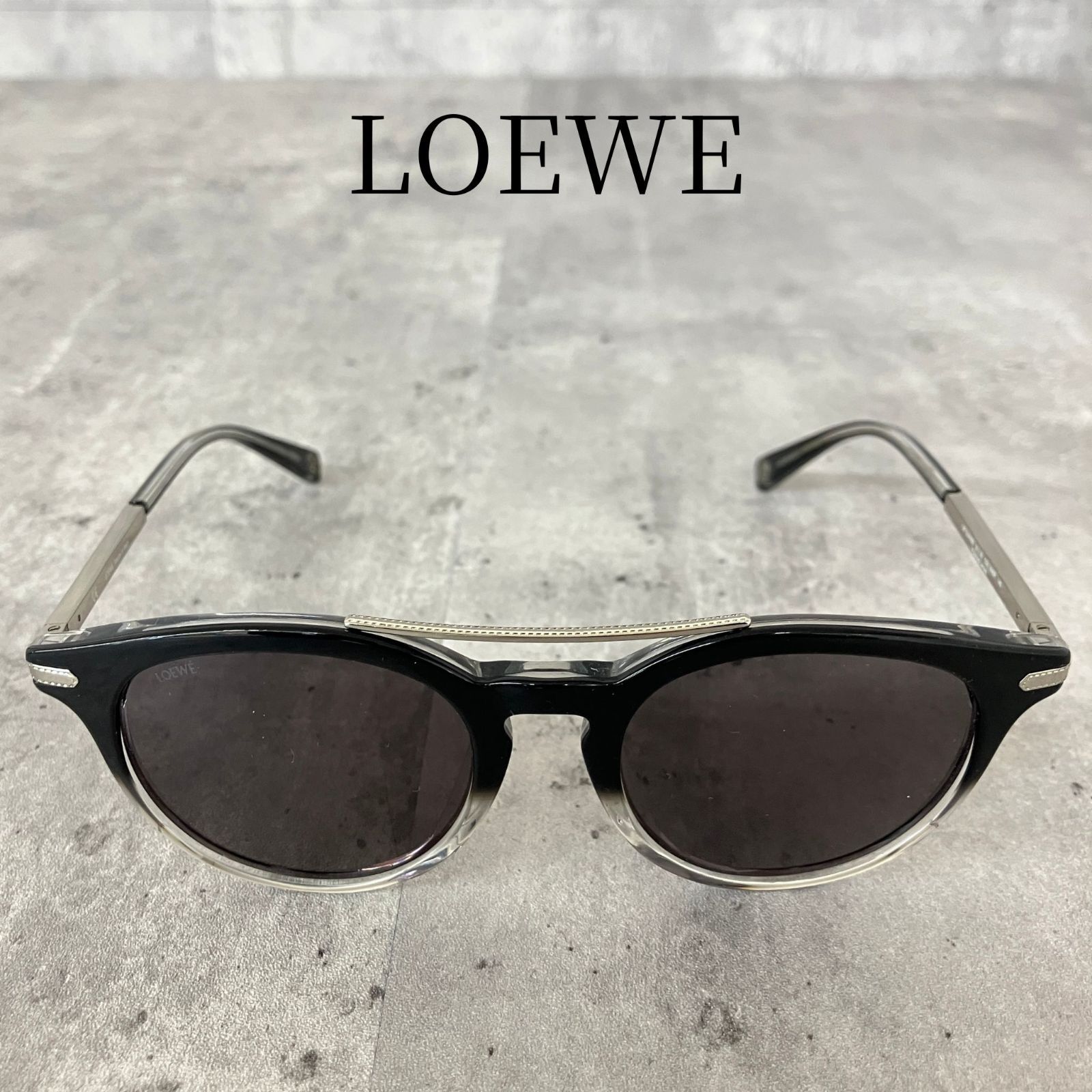 LOEWE ロエベ サングラス アナグラム ブランド アイウェア レディース メンズ 偏光レンズ Polarized Lenses イタリア製 シルバー 銀 クリア ブラック 黒