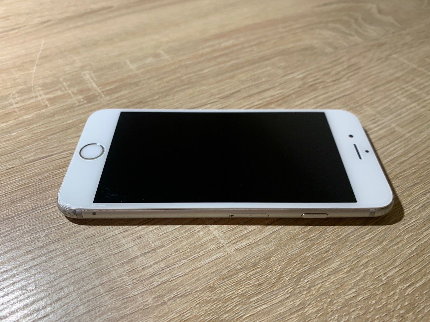 iPhone SE 64GB ホワイト美品 SIMフリー - メルカリ