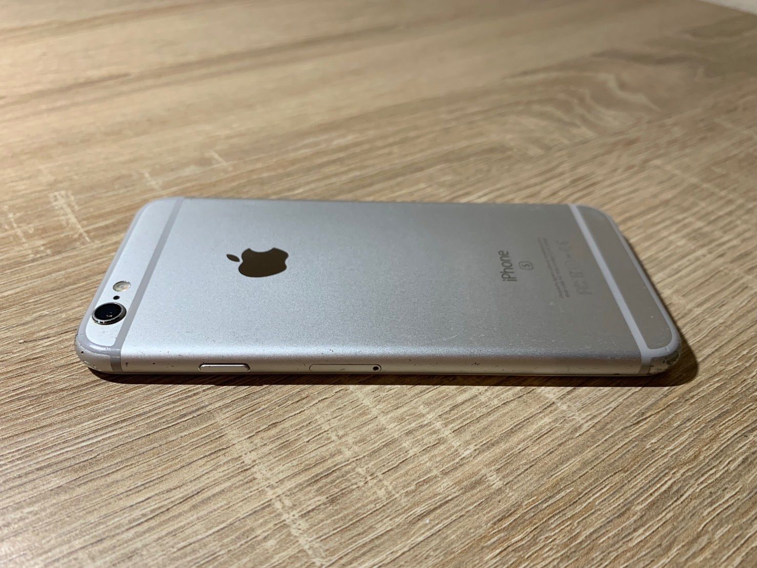 iPhone SE 64GB ホワイト美品 SIMフリー - メルカリ