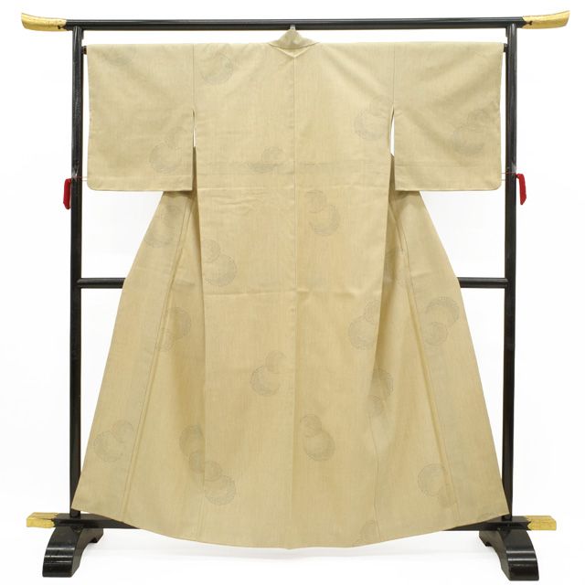 新古品】 結城玉紬 袷 着物 未使用 正絹 榛色 ベージュ系 雪輪 80亀甲