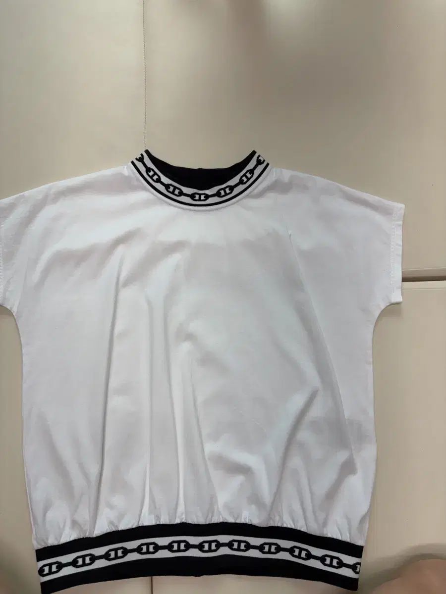 Hermes エルメス 半袖Tシャツ