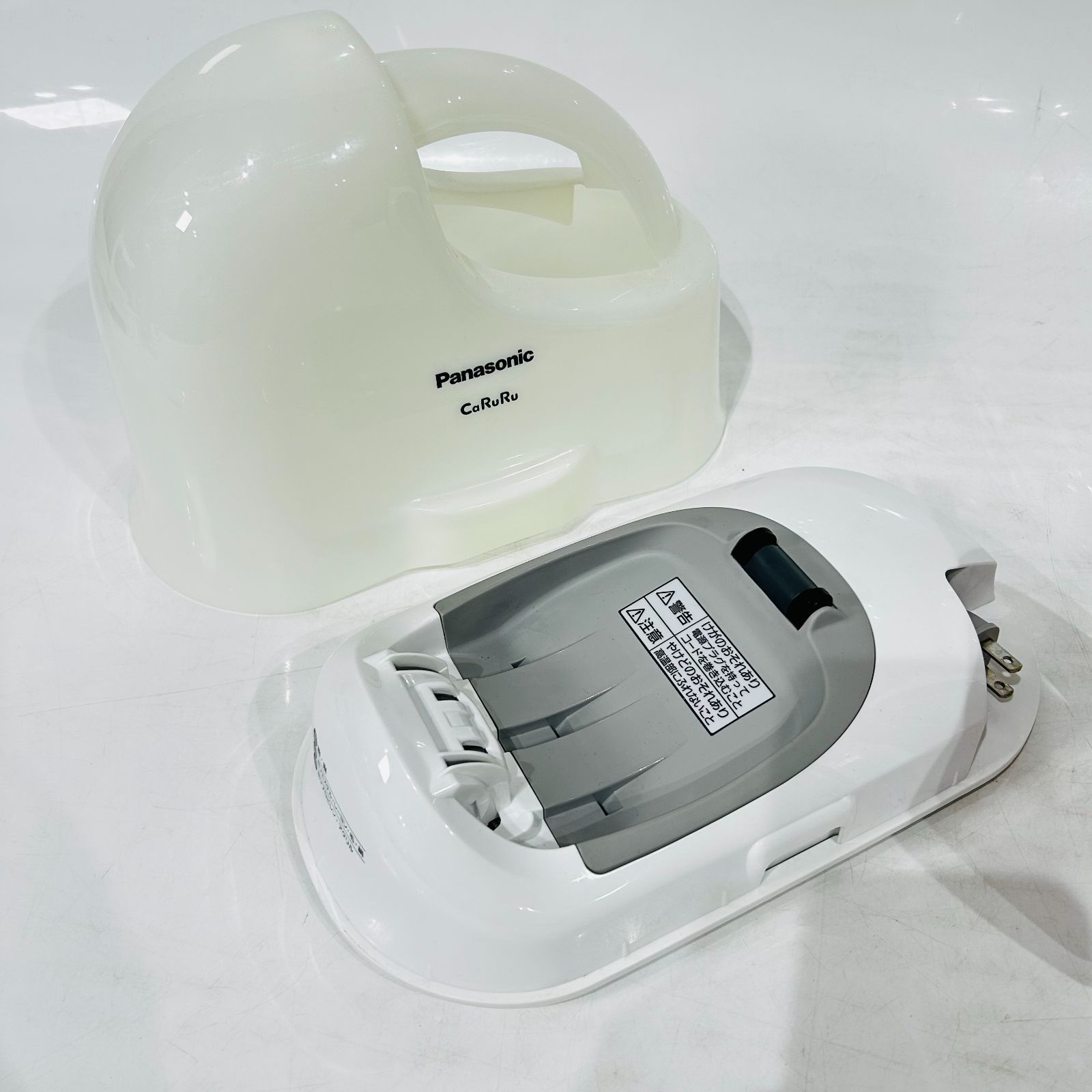 NC3594 美品 パナソニック Panasonic コードレススチームアイロン NI