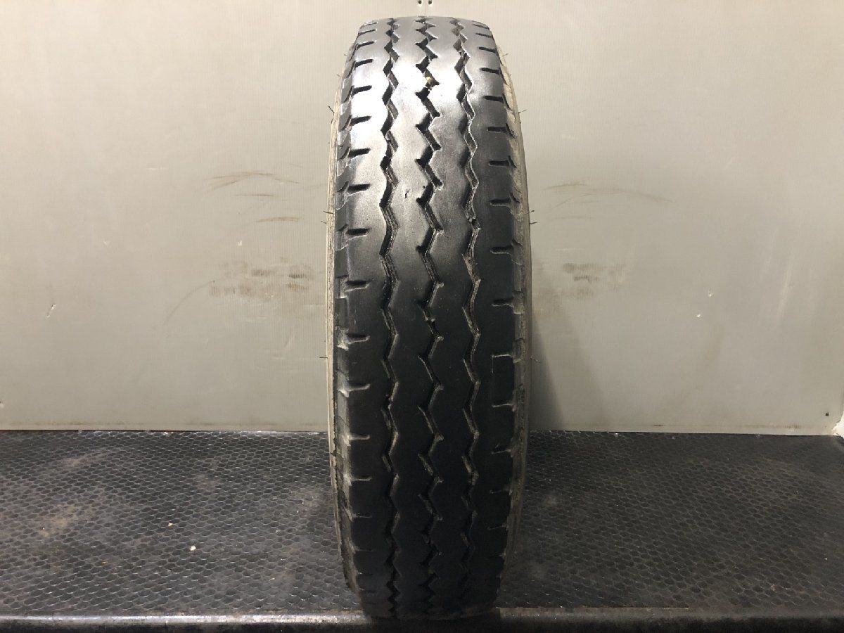 札幌発 引取OK BS G588 225/80R17.5 123/122L 17.5インチ トラックタイヤ 夏タイヤ リブラグ 1本 22年製 バリ溝 4t フォワード等　(KTS509)