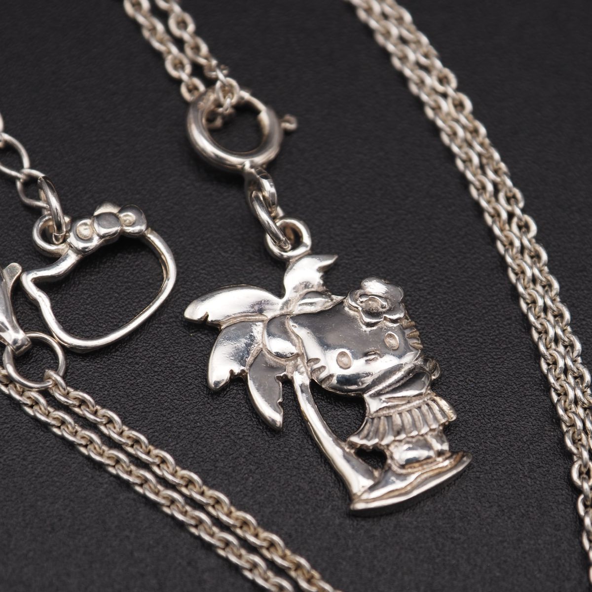 W917 SANRIO サンリオ HELLO KITTY ハローキティー 925刻印 ペンダント ネックレス デザイン シルバー