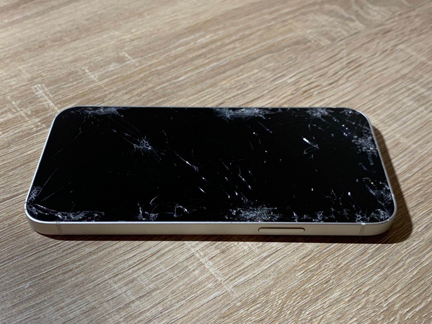 0940 iPhone 12 64GB ホワイト ジャンク品 【ネ】 - メルカリ