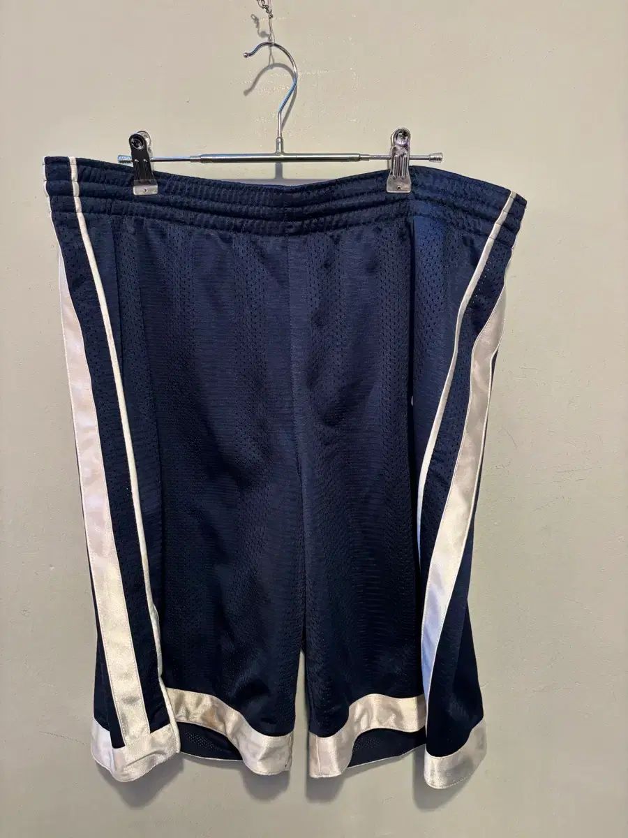 ナイキ 正規品 ワイド バスケット パンツ