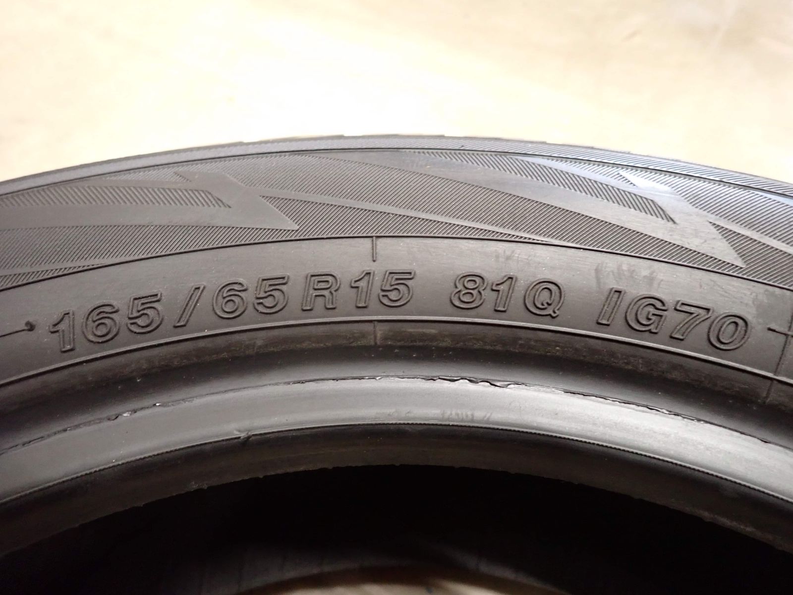 冬4本SET 会社宛 送料無料 165/65R15 81Q ヨコハマ アイスガード IG70 