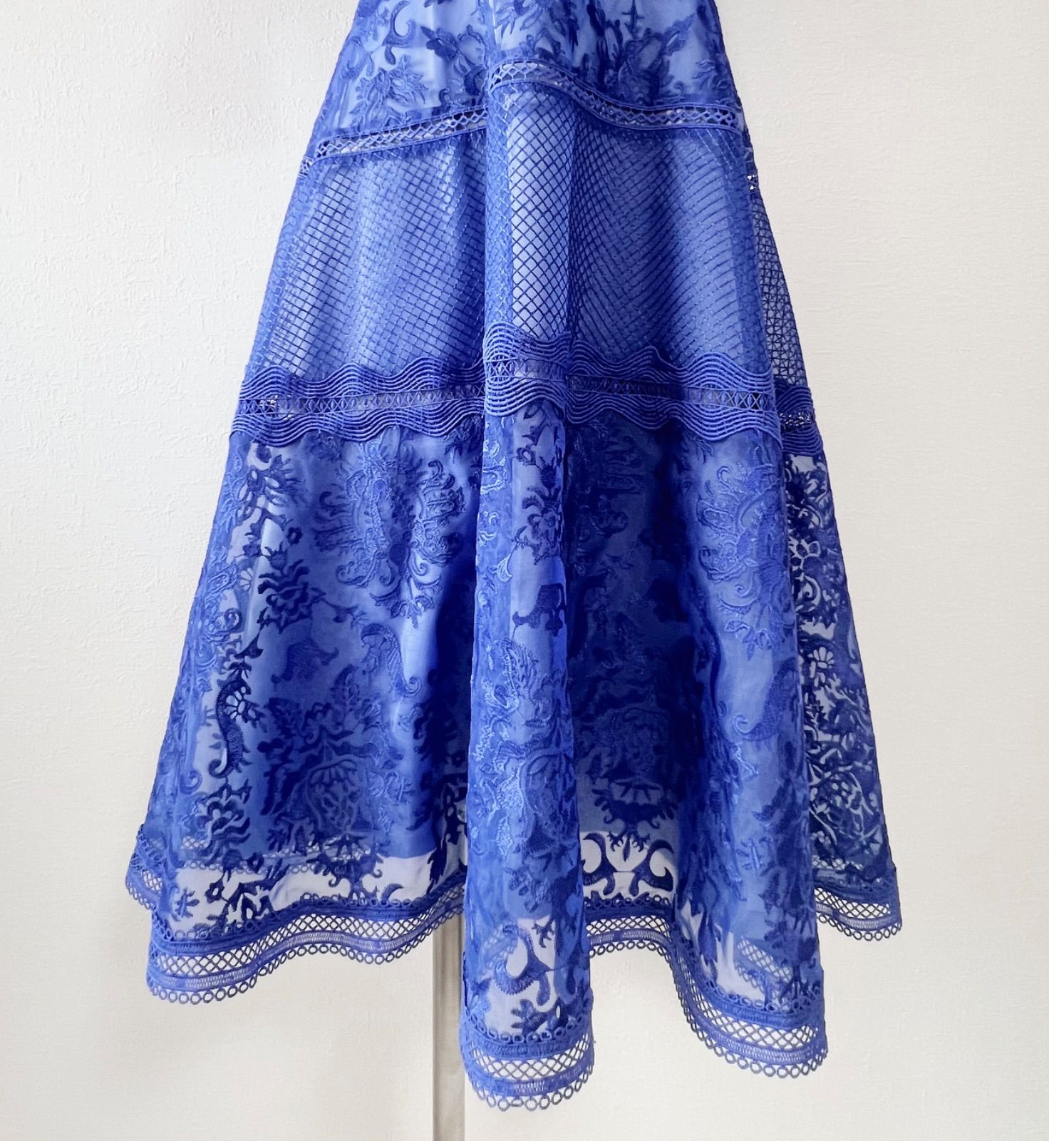 橋本環奈着用 CELFORD セルフォード オーナメント刺繍レース 36 青