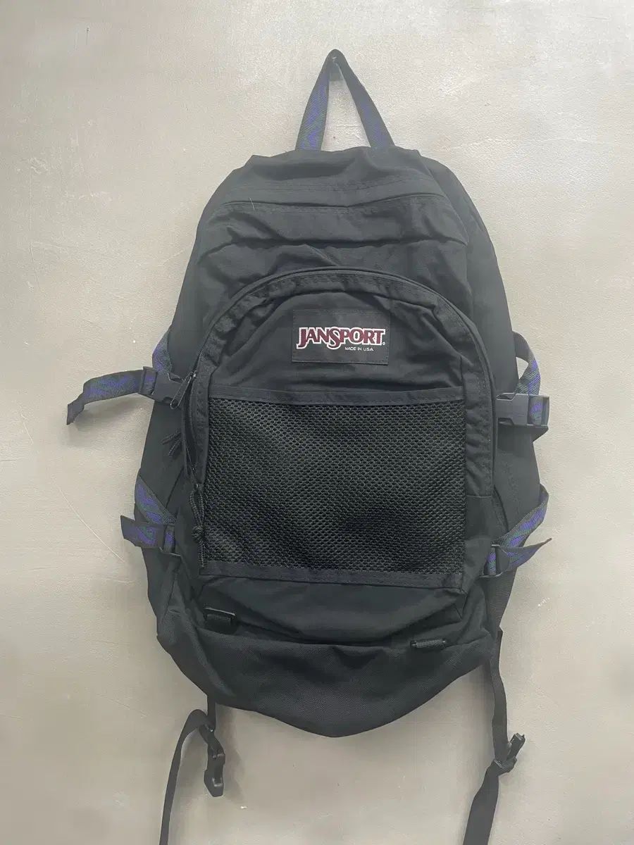 JANSPORT ジャンスポーツ 黒 バックパック バッグ ユニーク