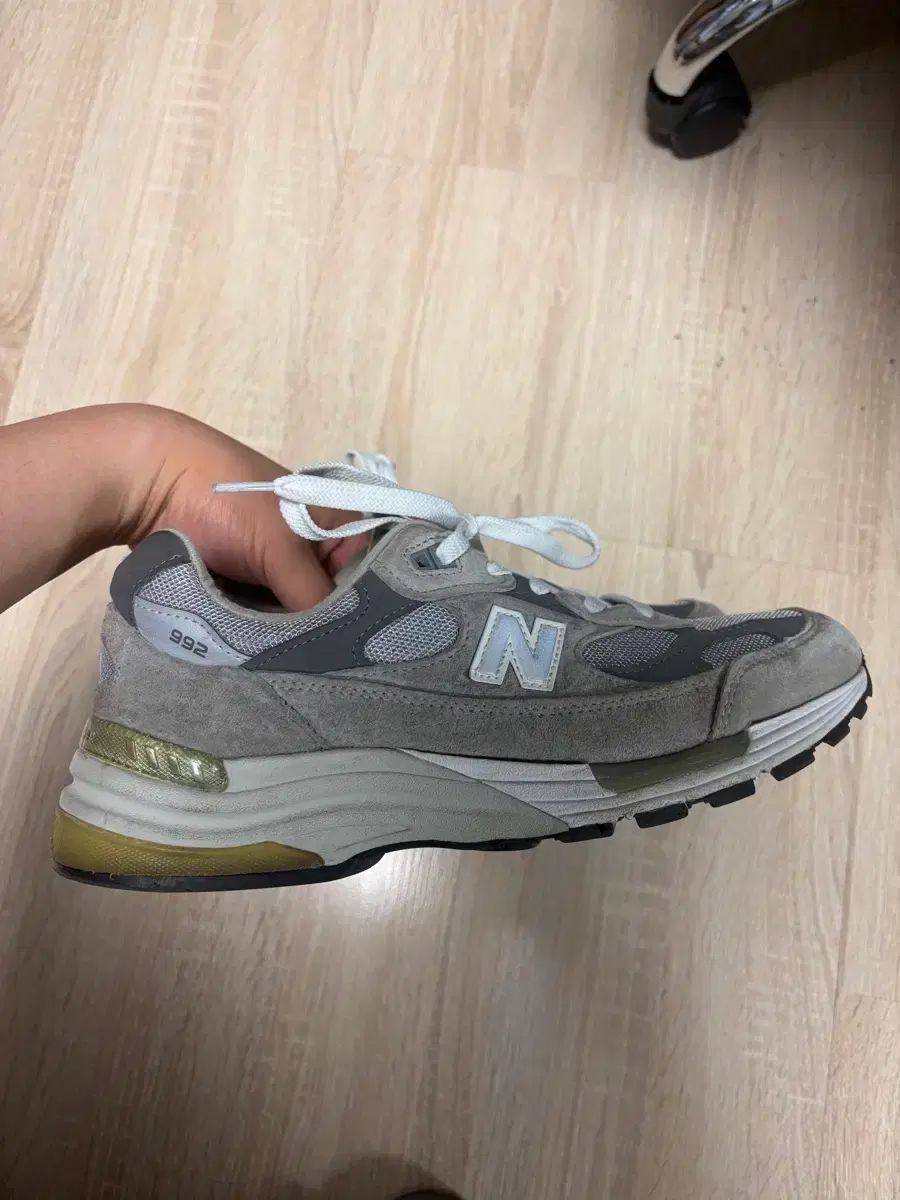ニューバランス 992 265 出品