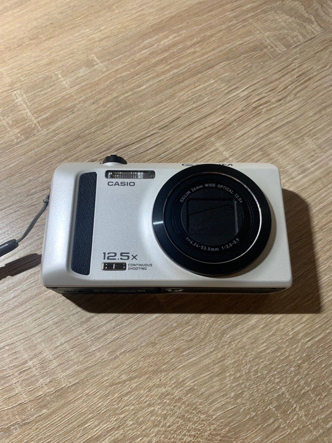 0881 Casio EXILIM EX-ZR310 ホワイト デジカメ 動作確認済み 美品 【ネ】
