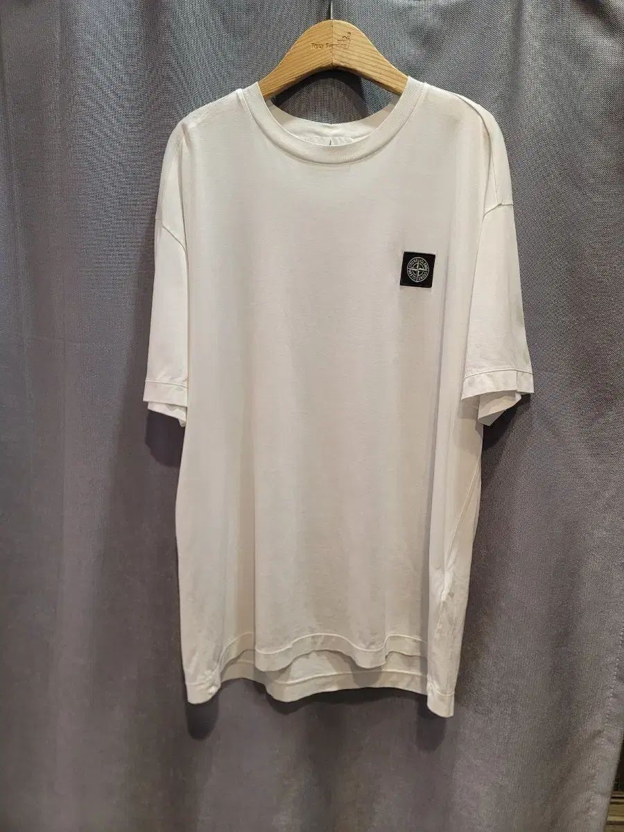 STONE ISLAND ストーンアイランド 白 半袖(L)