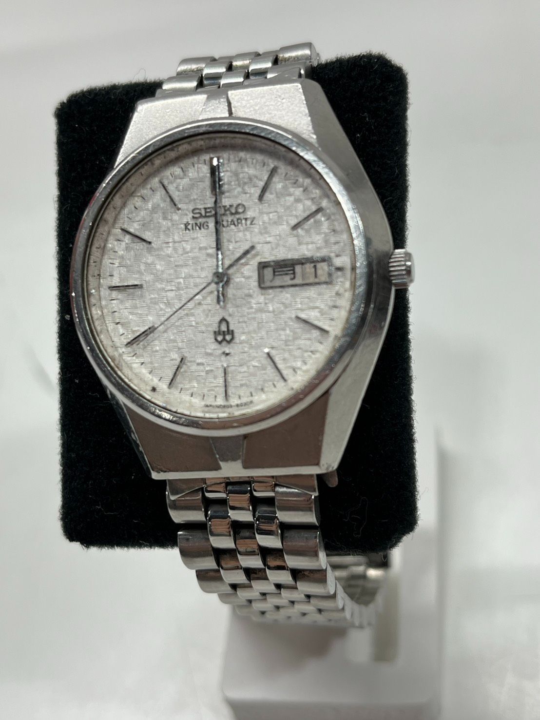 ● ジャンク SEIKO セイコー 0853-8035 キングクオーツ デイデイト SS シルバー系文字盤 クオーツ メンズ腕時計 ●