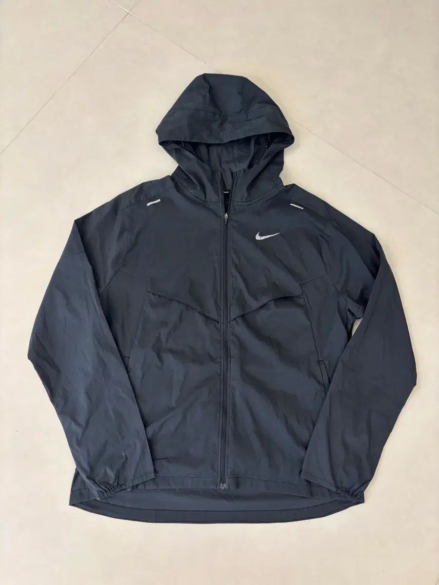 NIKE 夏 夏用 レペル ランニング ウィンドブレーカー L (100)