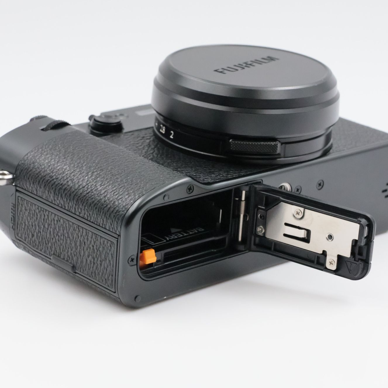 FUJIFILM X100VI ブラック シャッター回数少 元箱あり □シャッター数3700枚！極上品□ FUJIFILM X100Ⅵ ブラック デジタル