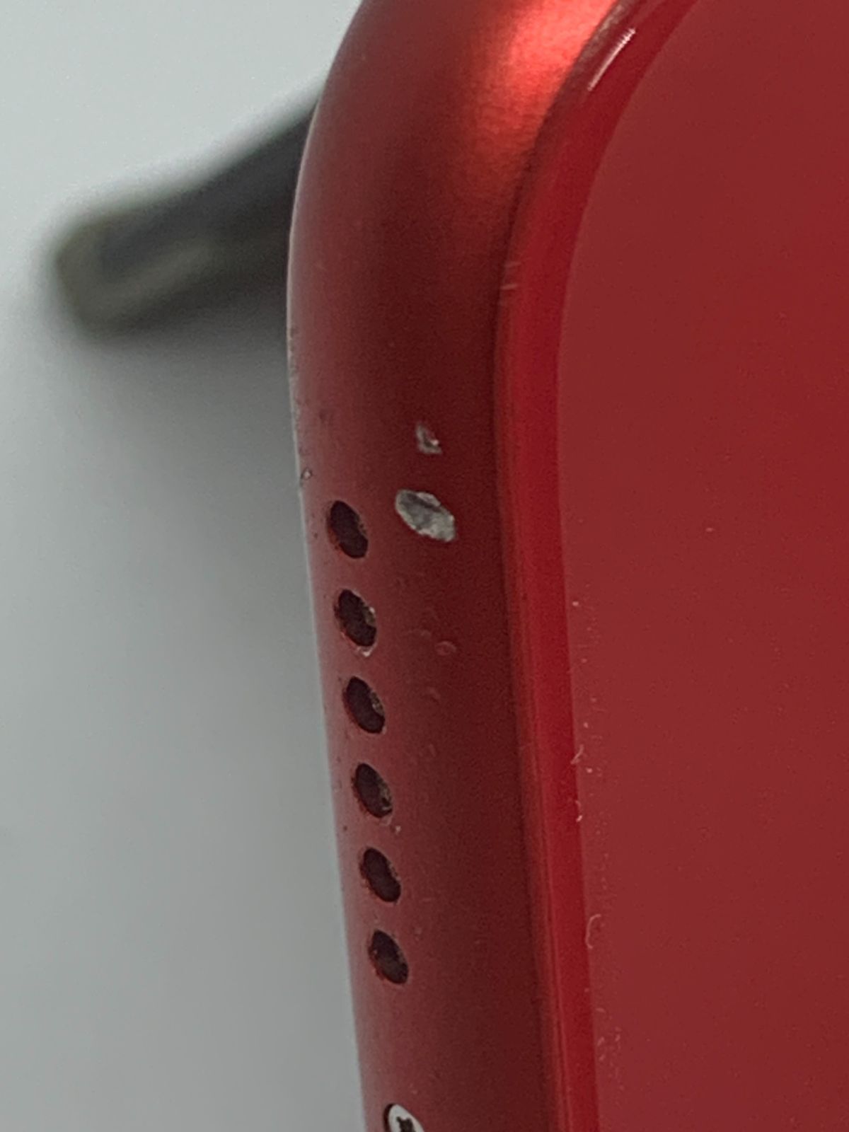 中古・画面割れ有】iPhone 11 128GB レッド SIMロック解除済 - メルカリ