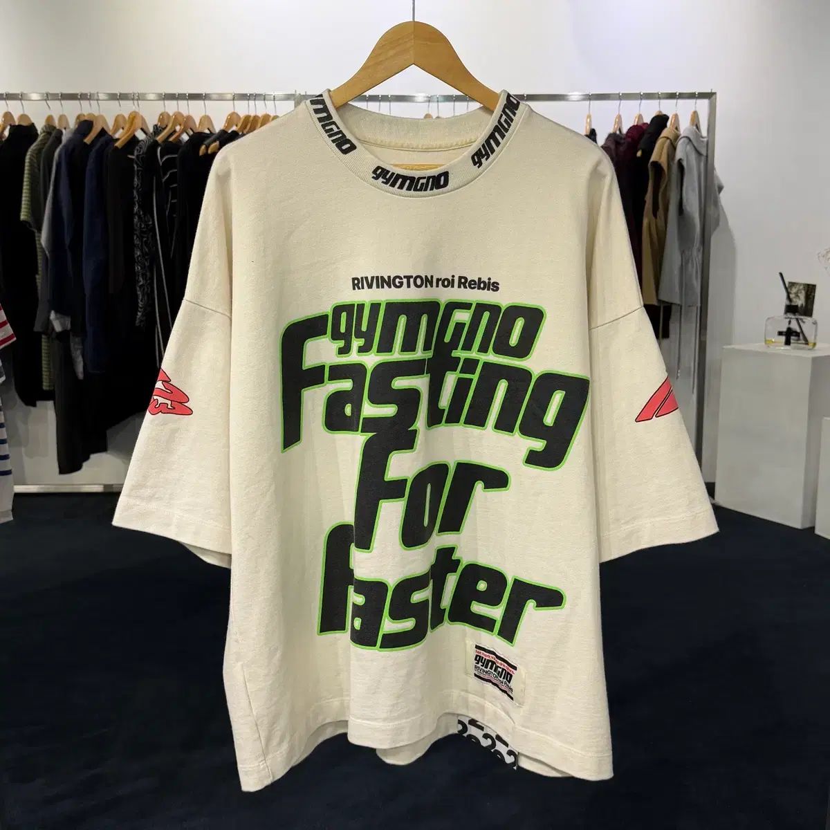 2 RRR123 リービングトンルアレビース Tシャツ