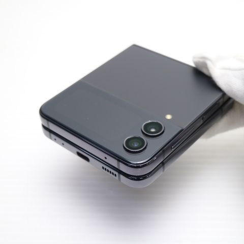 新品同様 SIMフリー Galaxy Z Flip4 グラファイト スマホ 土日祝発送
