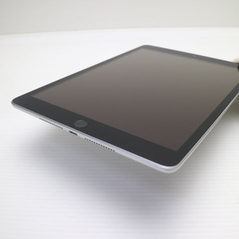 iPad (第9世代) 美品　本日発送手続き可 超美品 iPad 第9世代 Wi-Fi 64GB シルバー 本体 即日発送 土日祝発送OK