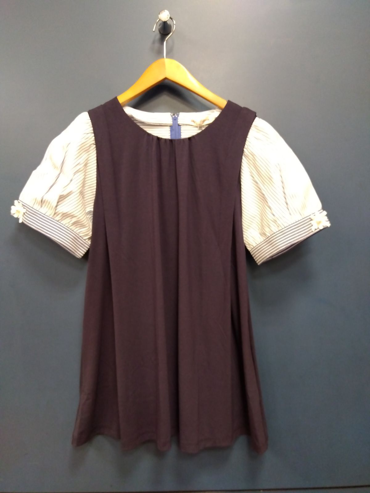 M9　SuperBeauty　スーバービューティートップス　未使用品　ゆったりサイズ44size　レース・リボン・パール　☆夏のトップス☆人気☆大人可愛い☆