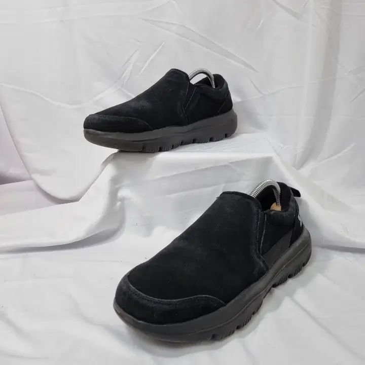 ドゥハヴィンテージ 270 SKECHERS スケッチャーズ ウルトラ ゴー ファー スリッポン スニーカー