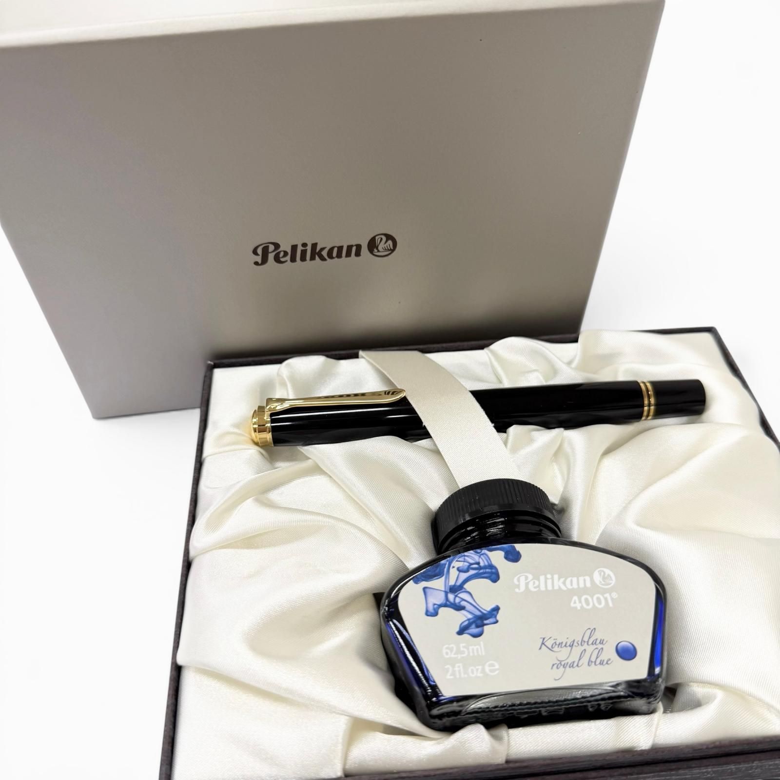 極美品●PERIKAN ペリカン M1000 スーベレーン ペン先18K(18C-750F) Mニブ ロゴ刻印入り ストライプ柄 万年筆 ブルー メンズ Pelikan（ペリカン） ペン先 万年筆 スーベレーン M1000用 ニブ 18金