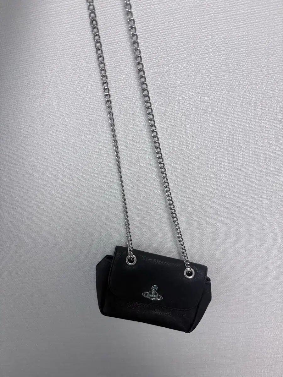 VIVIENNE WESTWOOD ブラック チェーン ショルダーバッグ ミニ