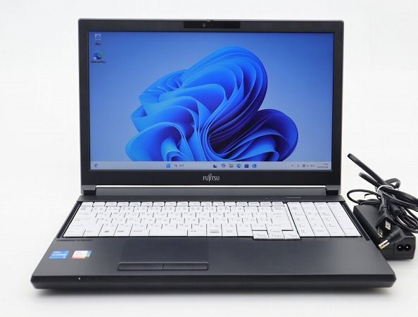 富士通 LIFEBOOK A5513/NX Core i5-1235U 2.5GHz 16GB 256GB 15.6インチ非光沢 FWXGA Windows11 Pro 64bit 中古
