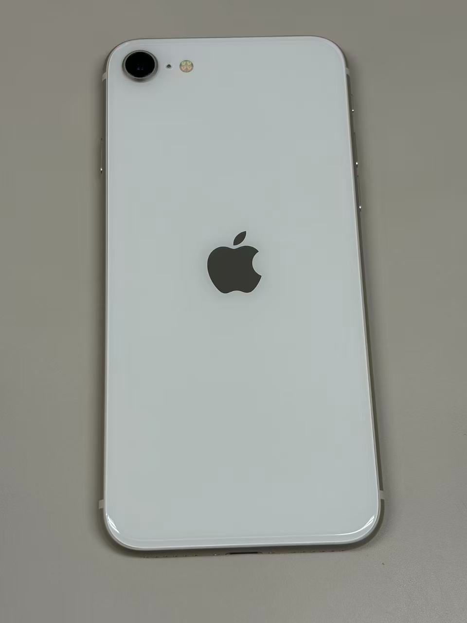 極美品 iPhone SE3 64GB SIMフリー バッテリー100% - メルカリ