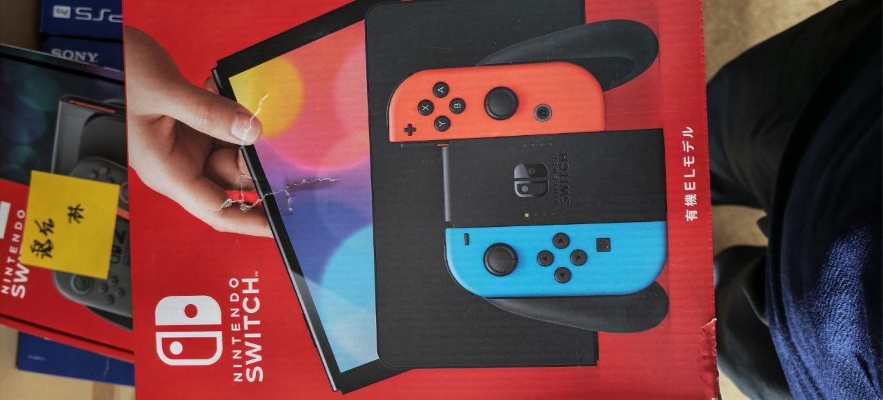 Nintendo Switch 本体 ネオンブルー/ネオンレッド 箱潰れあり 箱破損】【新品】Nintendo Switch（有機ELモデル） Joy-Con(L) ネオン