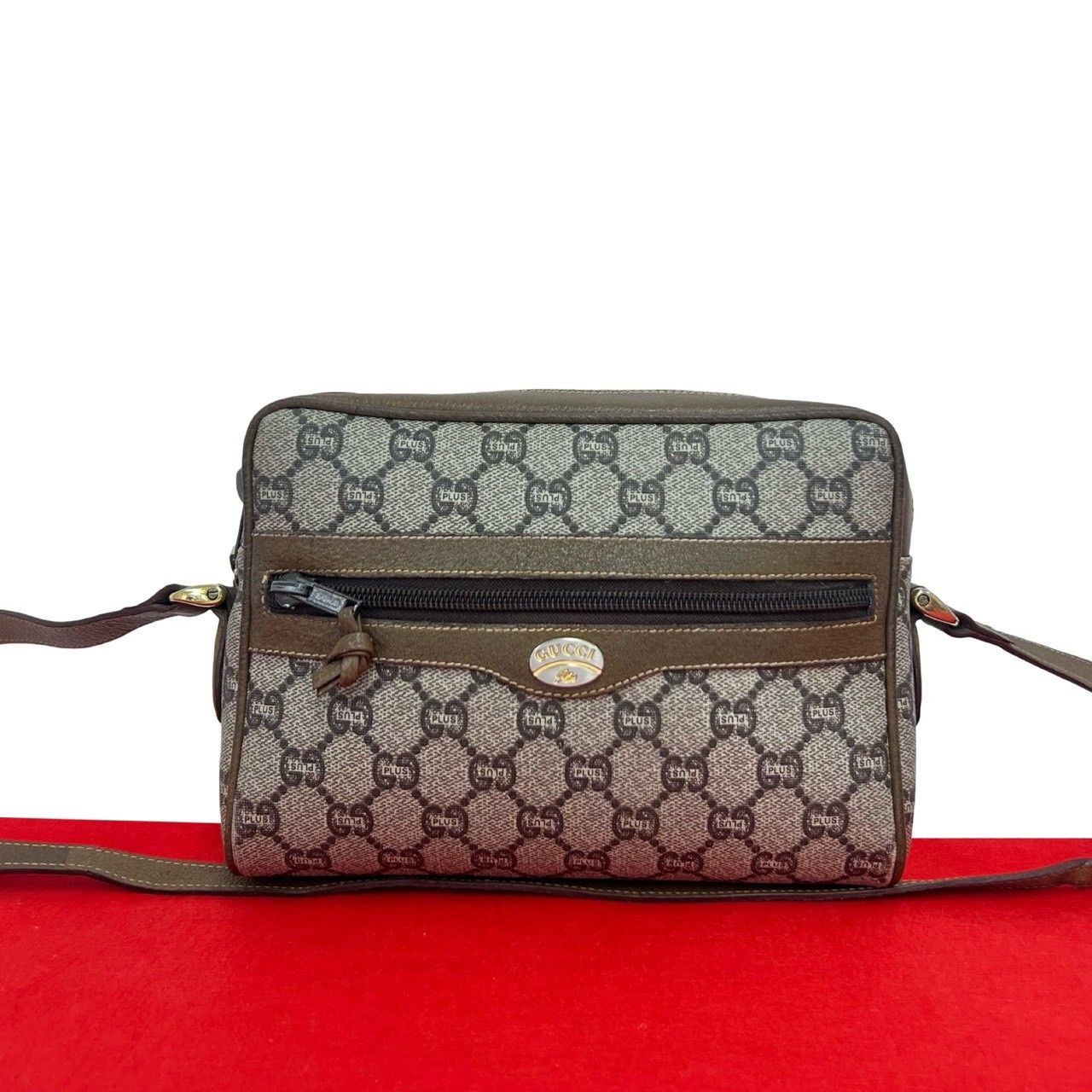 極 美品 GUCCI グッチ オールドグッチ グッチプラス ロゴ 柄 金具 レザー本革 ミニ ショルダーバッグ ポシェット ブラウン 30960