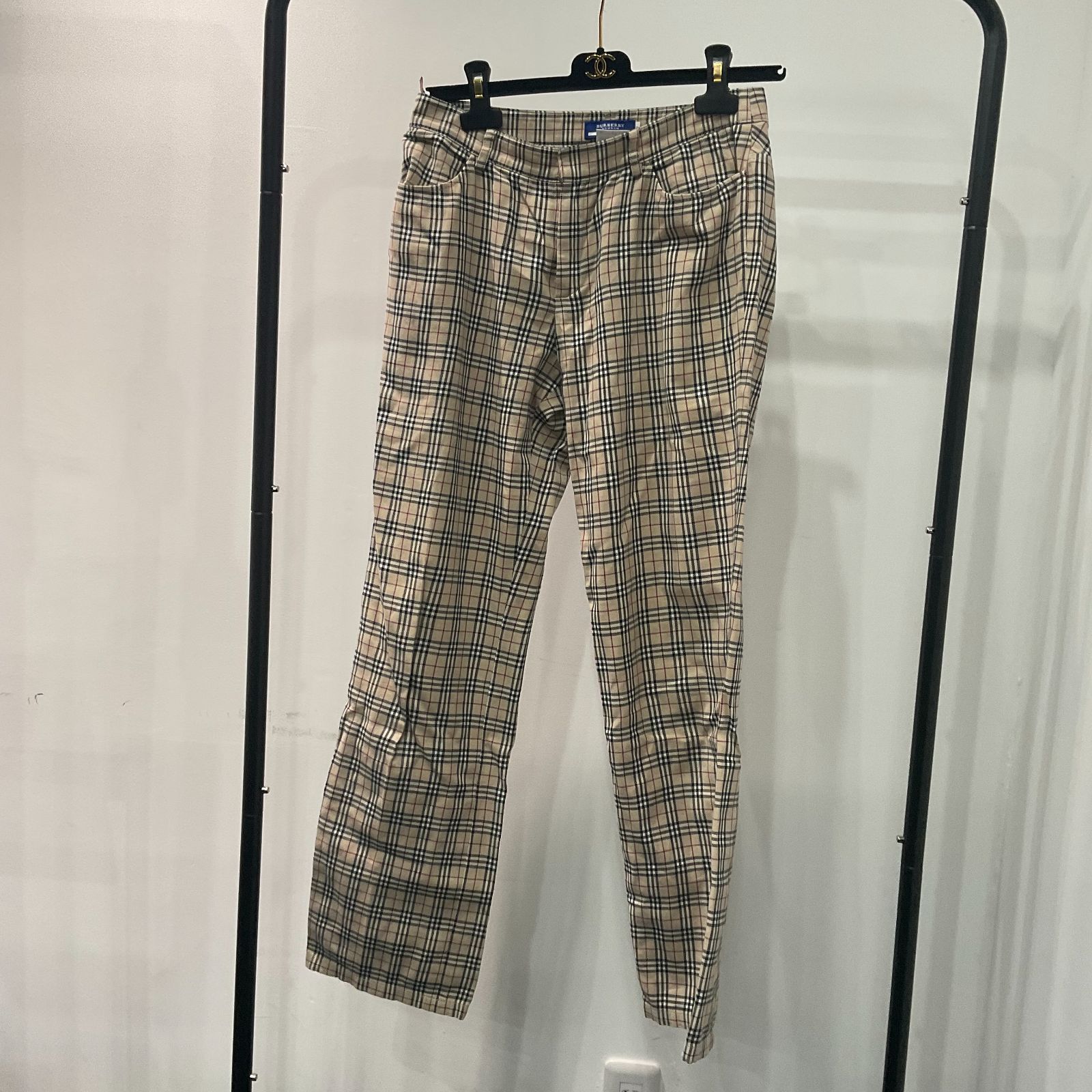 バーバリーブルーレーベル 　 パンツ　ノバチェック　36サイズ B25113607