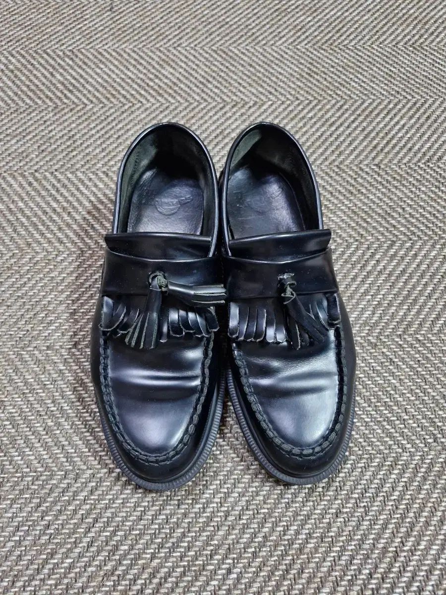 DR. MARTENS ドクターマーチン エイドリアン ローファー ブラック 265 260