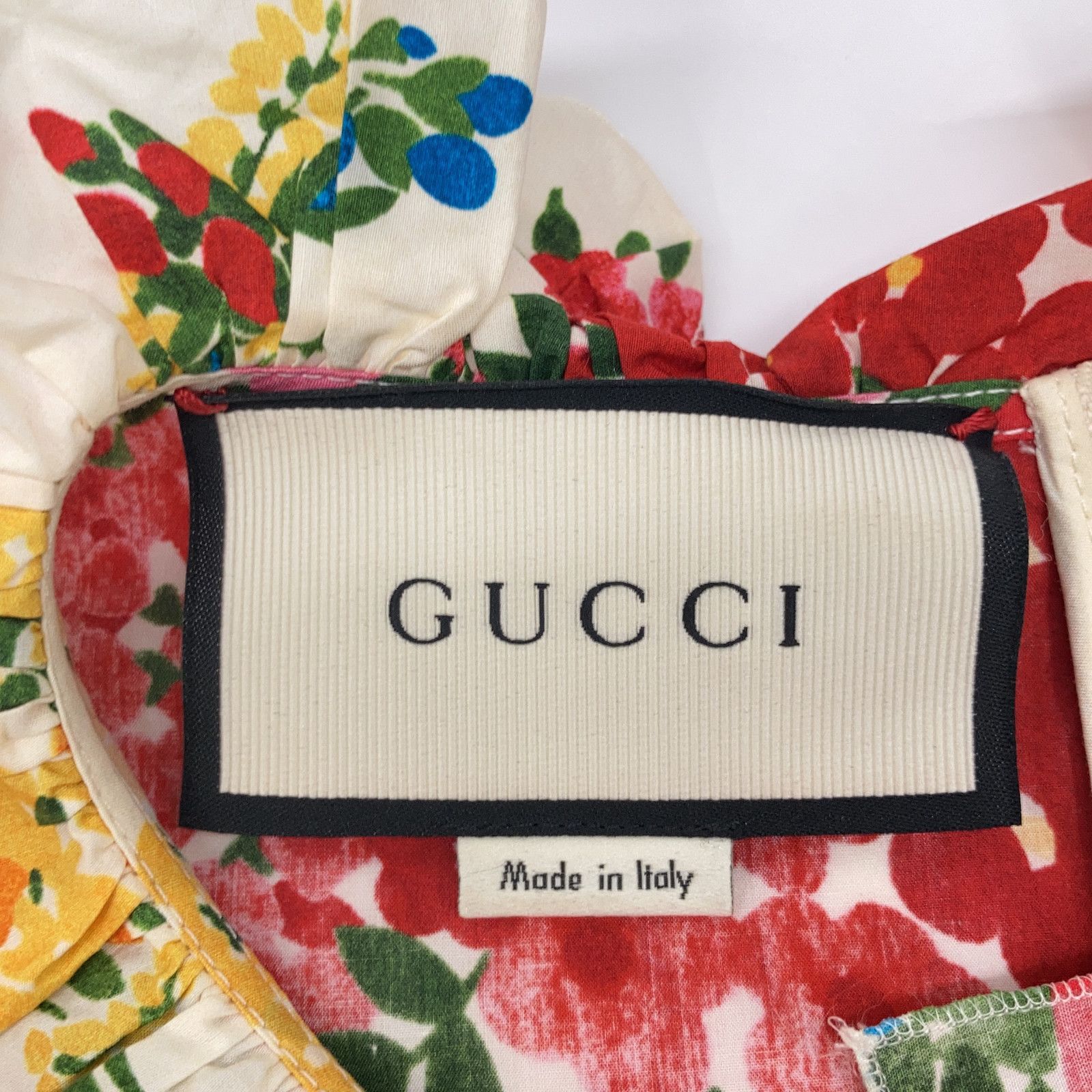 GUCCI グッチ 453982 16年 アイボリー フラワープリントパールボタン