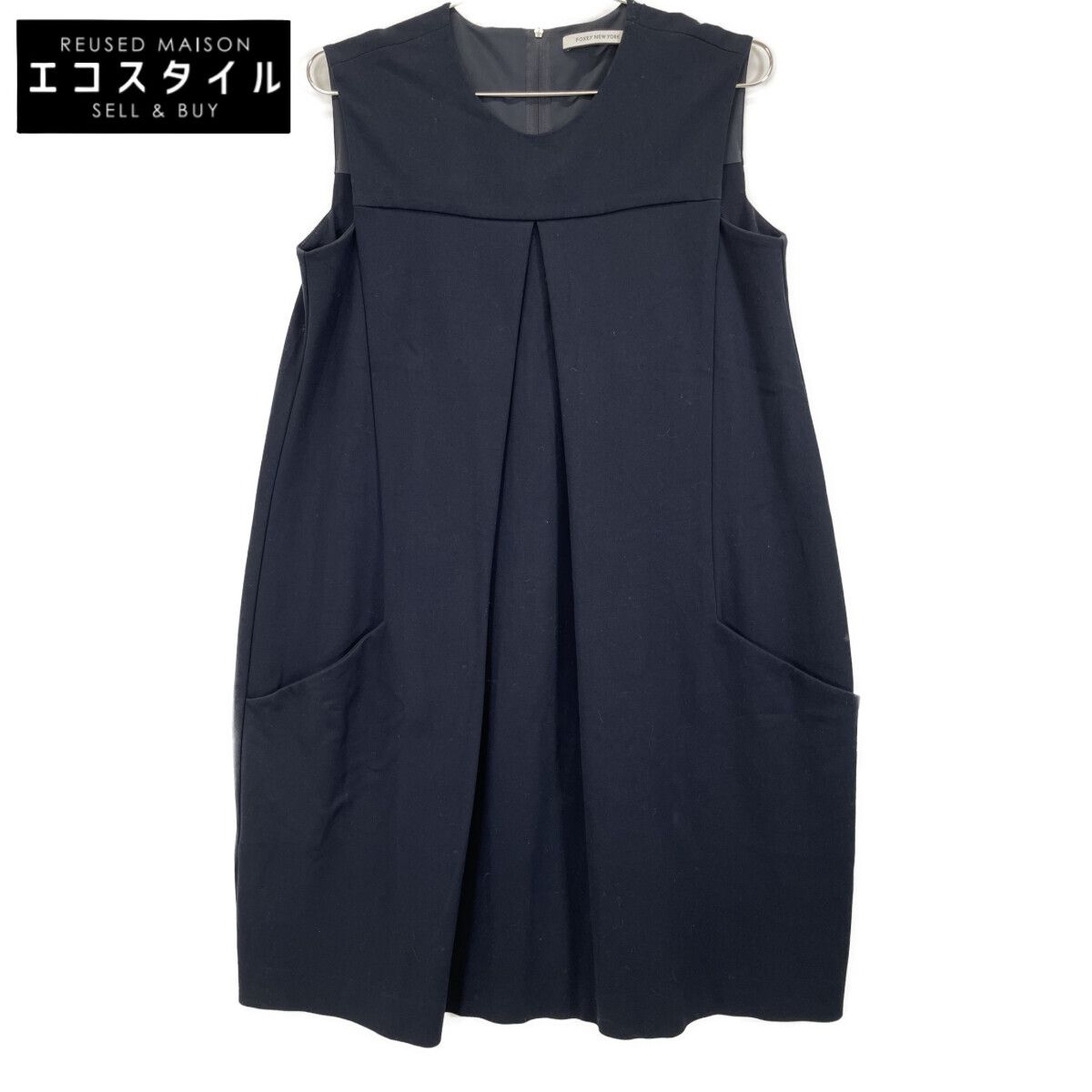 美品♡フォクシーニューヨーク　ウォータープルーフストレッチワンピース　40 New Season with FOXEY NEW YORK . - Dress “BELLFLARE” - 大人気